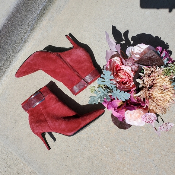 Calvin Klein Women's Georgene Pointed Toe Mid-Calf Fashion Boots, Red Size 8 EUC - Picture 16 of 16